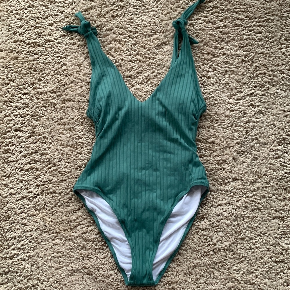 Shade & Shore One Piece Bathing Suit
